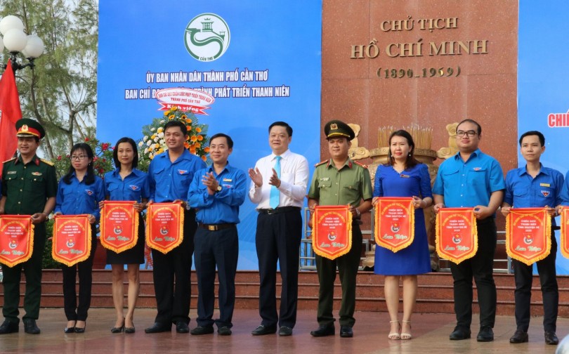 Ra quân Chiến dịch Thanh niên tình nguyện hè năm 2020
