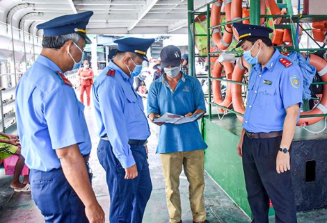 Tăng cường kiểm tra, xử phạt nghiêm các trường hợp vi phạm trật tự an toàn giao thông