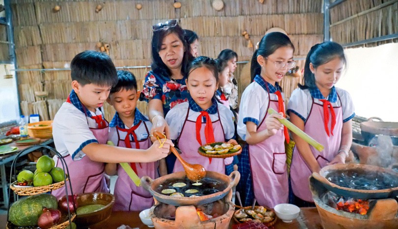 Bài học từ bếp quê và bánh quê