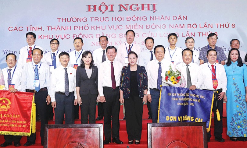 Hội nghị thường trực Hội đồng nhân dân khu vực miền Đông Nam Bộ và ĐBSCL
