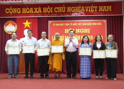 Đoàn kết xây dựng đô thị văn minh