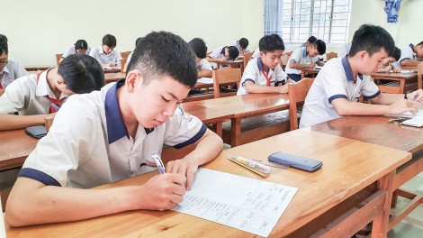 Hơn 12.790 thí sinh dự thi 2 môn đầu tiên