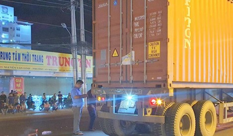 Tai nạn chết người do va chạm với xe đầu kéo