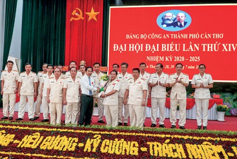 Thực hiện các giải pháp giữ vững ổn định an ninh chính trị trong mọi tình huống