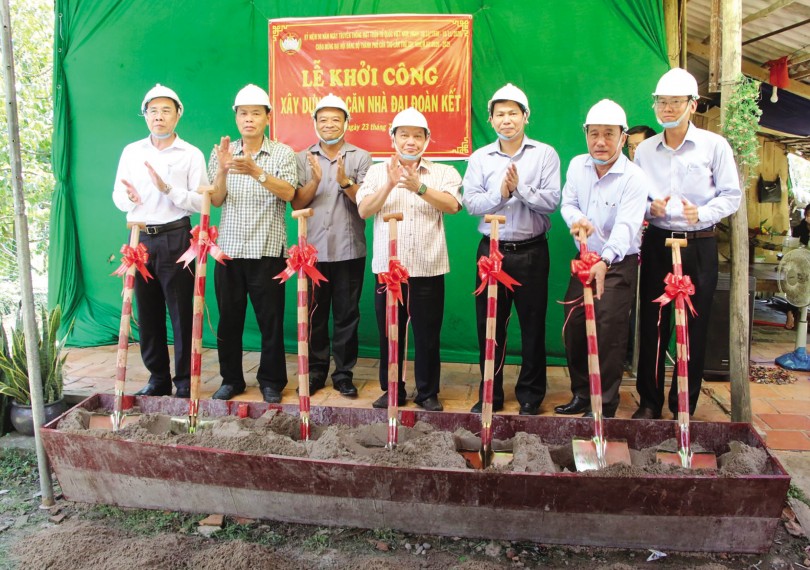 Lan tỏa phong trào

thi đua yêu nước