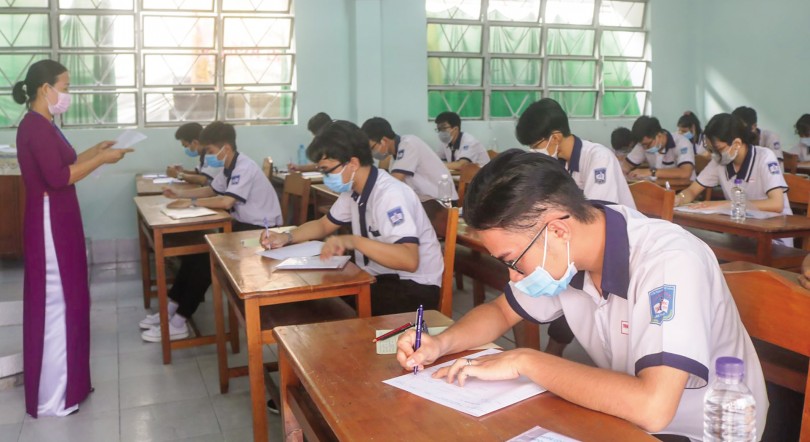 Tổ chức thi an toàn và nghiêm túc,

đa số thí sinh phấn khởi vì đề thi vừa sức
