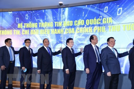 Thủ tướng: Phát triển Chính phủ số, đẩy lùi tham nhũng, lãng phí