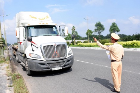 Một số thay đổi về quy định các loại xe trong Quy chuẩn kỹ thuật Quốc gia về báo hiệu đường bộ