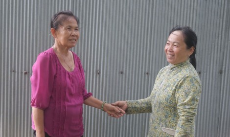“Tăng tốc” vận động người dân tham gia bảo hiểm y tế