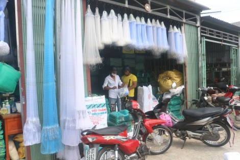 Làng nghề đan lưới Thơm Rơm chủ động mở rộng thị trường