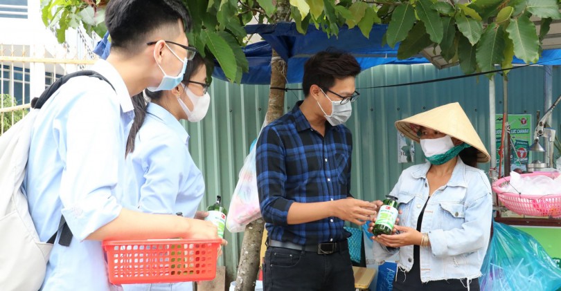 Tuổi trẻ chung tay phòng, chống dịch COVID-19