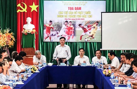 Cần giải pháp căn cơ để phát triển bóng đá bài bản, mang bản sắc địa phương