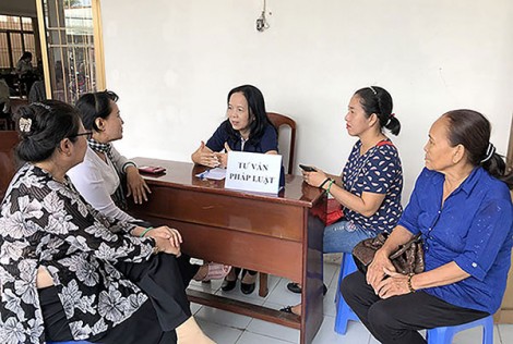 “Cầu nối” pháp luật