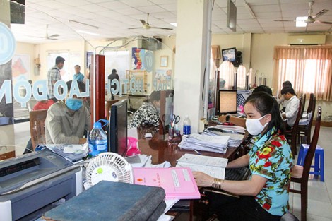 Nâng cao trách nhiệm thực thi công vụ