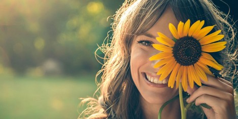 Cười có thể giúp cải thiện thế giới quan