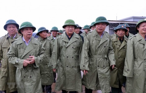 Phó Thủ tướng kiểm tra công tác chuẩn bị ứng phó với bão số 5