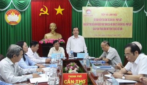 Nâng cao hiệu quả hoạt động dân chủ - pháp luật của Mặt trận các cấp