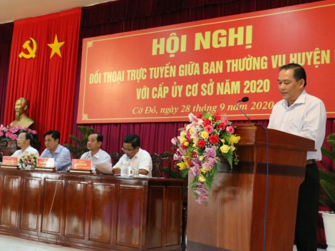 Ban Thường vụ Huyện ủy Cờ Đỏ đối thoại với cấp ủy cơ sở