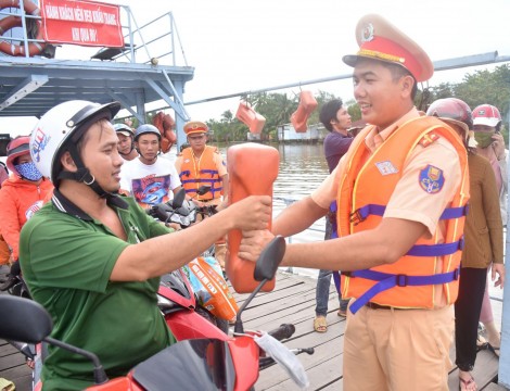 Đảm bảo an toàn giao thông đường thủy trong mùa mưa, lũ