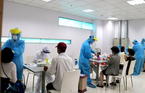 Ðề nghị thu phí xét nghiệm COVID-19