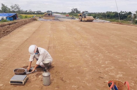 Chủ đầu tư khẳng định vật liệu ở cao tốc Trung Lương - Mỹ Thuận đáp ứng kỹ thuật gia tải
