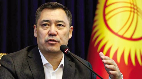 Thủ tướng Kyrgyzstan tuyên bố nắm giữ quyền lực tổng thống