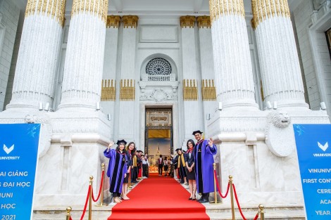 Trường Đại học VinUni khai giảng năm học đầu tiên