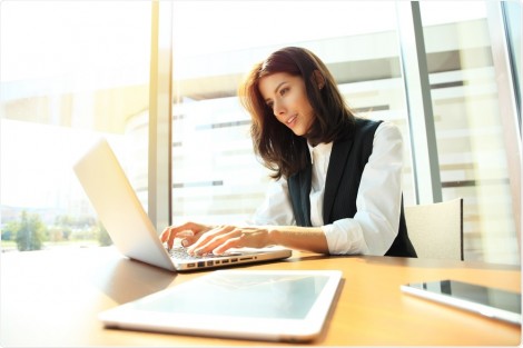 Làm việc ngoài xã hội giúp phụ nữ bảo vệ sức khỏe trí não