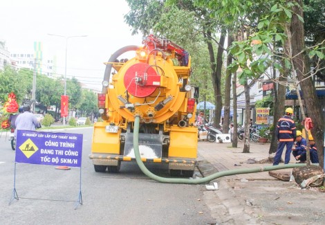 Triều cường đầu tháng 10 âm lịch sẽ lên cao

ở mức 2,08m đến 2,13m