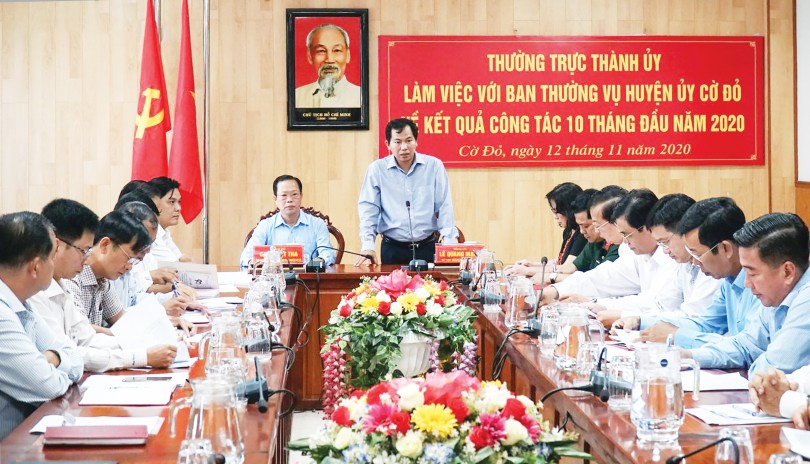Khẩn trương triển khai đưa nghị quyết

đại hội đảng bộ các cấp vào đời sống xã hội