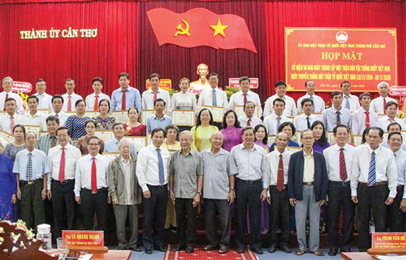 Chung sức, đồng lòng xây dựng quê hương
