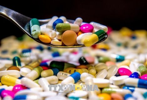 Tình trạng kháng thuốc kháng sinh nguy hiểm như đại dịch COVID-19