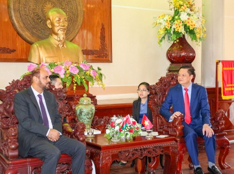 Lãnh đạo thành phố tiếp Đại sứ Oman tại Việt Nam