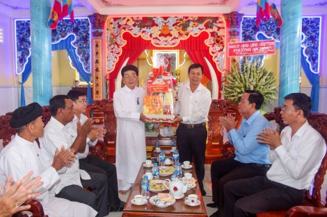 Chúc mừng chức sắc, chức việc, tín đồ nhân kỷ niệm 96 năm Ngày Khai đạo Cao Đài