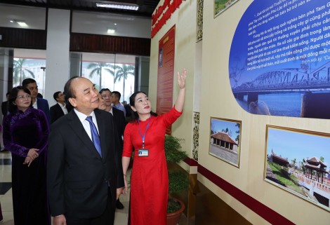 Cuộc đời hoạt động của đồng chí Lê Đức Anh để lại những di sản vô giá