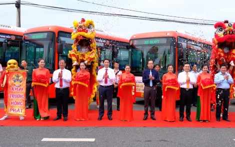 Đưa vào hoạt động

thêm 2 tuyến xe buýt mới