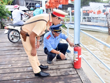 Thực hiện có hiệu quả các chuyên đề xử lý vi phạm an toàn giao thông
