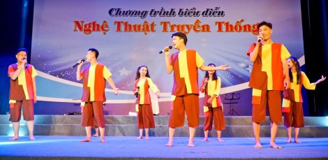 Tìm cách làm hay vực dậy sân khấu truyền thống