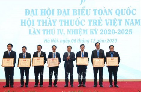 Khai mạc Ðại hội đại biểu toàn quốc Hội Thầy thuốc trẻ Việt Nam lần thứ IV