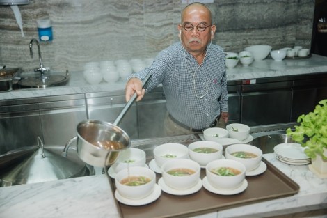 Thưởng thức Phở Thìn vừa quen, vừa lạ tại Vinpearl
