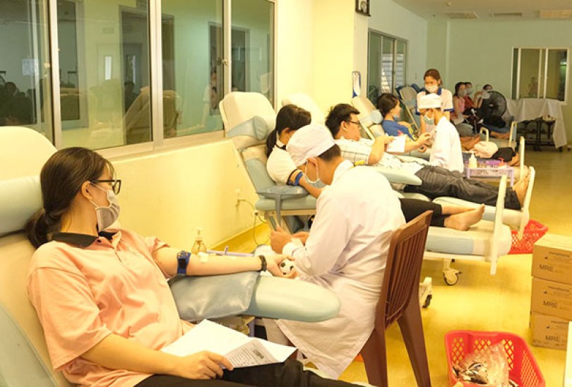 117 người tham gia hiến máu
