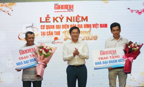 Kỷ niệm 5 năm thành lập Cơ quan đại diện Báo Gia đình Việt Nam tại TP Cần Thơ