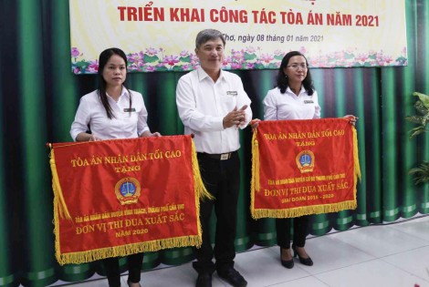Nâng cao trách nhiệm thẩm phán

trong thực hiện nhiệm vụ để giảm án tồn