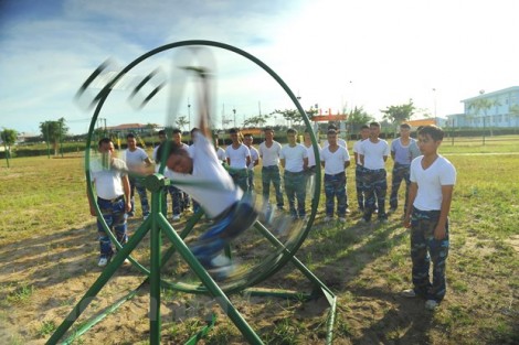 "Bí quyết" luyện thần kinh thép của cán bộ, chiến sỹ ở Vùng 2 Hải quân