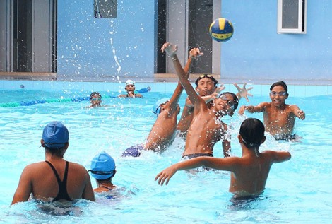 Dạy bơi phòng, chống đuối nước trẻ em