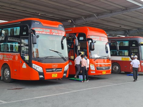 Đảm bảo an toàn, tăng phương tiện phục vụ người dân đi lại dịp Tết 