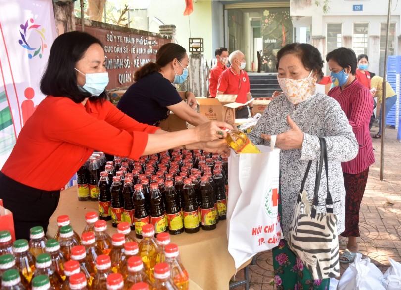 Nhiều hoạt động chăm lo Tết