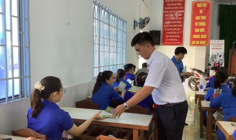 Phát huy vai trò thanh niên giữ gìn trật tự an toàn giao thông