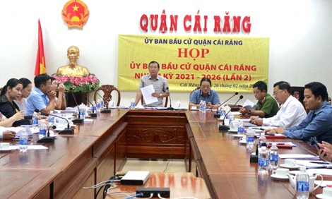 Ủy ban bầu cử quận Cái Răng tổ chức phiên họp thứ hai