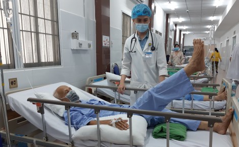 Can thiệp nội mạch trong 10 phút, cứu sống cụ ông đột quỵ nặng